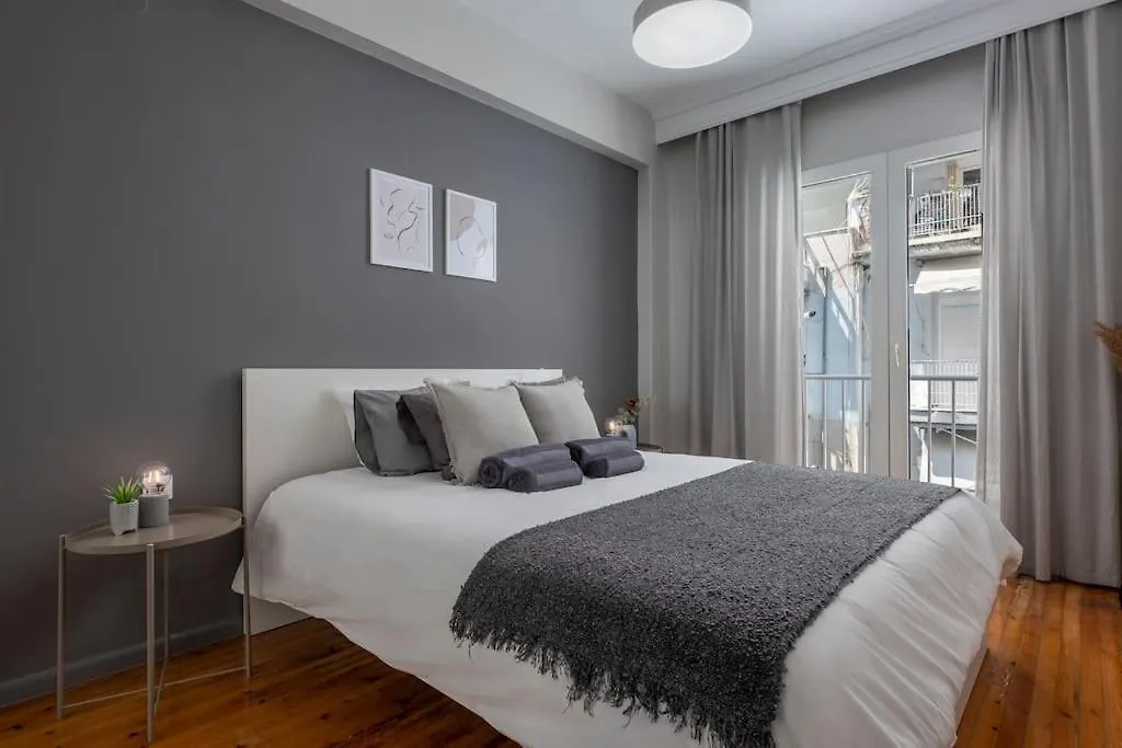 Superb Apartment In City Center. テッサロニキ